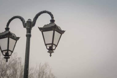 Parktaki sokak lambası.