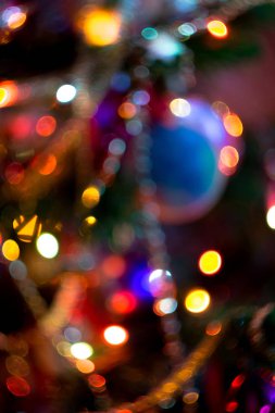 Bulanık yılbaşı ağacı süsleri