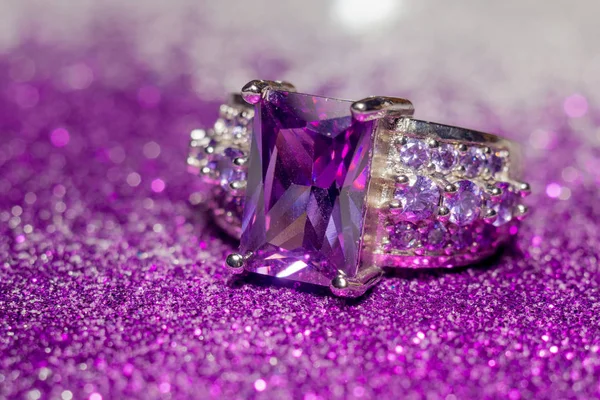 Bague Argent avec Zircon Violet — Photo