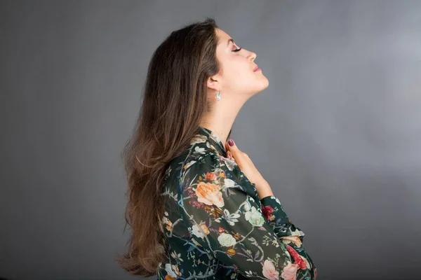 Face yoga exercise — Stock Photo, Image