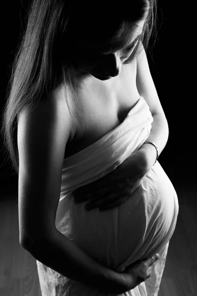 Mujer caucásica embarazada silueta — Foto de Stock