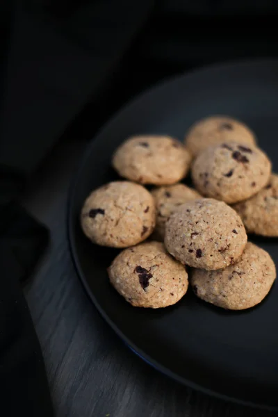 Galletas paleo hechas en casa de chips de chocolate —  Fotos de Stock