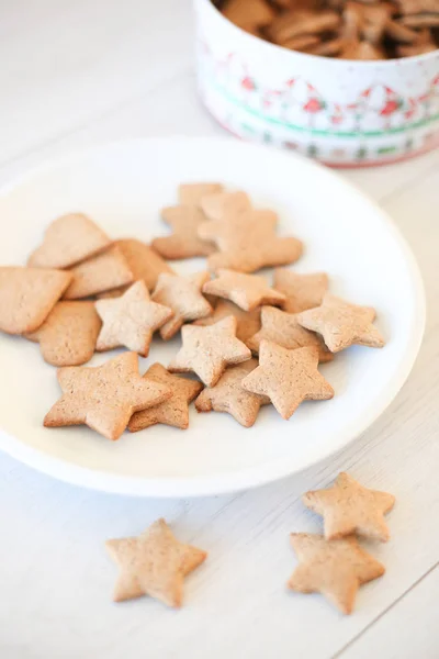 Biscoitos de gengibre estrelas — Fotografia de Stock