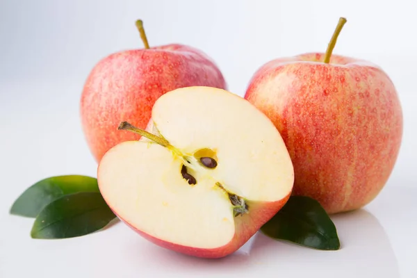 Frische Äpfel — Stockfoto