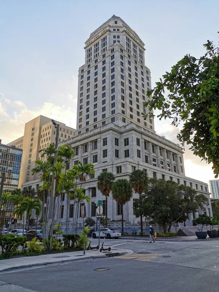 Dade County Courthouse in Miami in the evening light — Stock Photo, Image