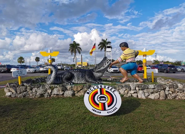 Miccosukee aldeia indígena — Fotografia de Stock