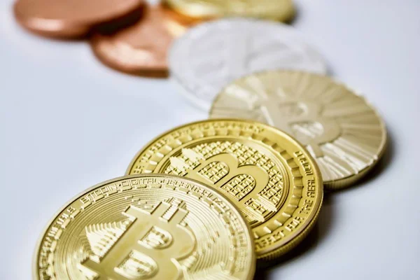 Bitcoiny digitální kryptoměn — Stock fotografie