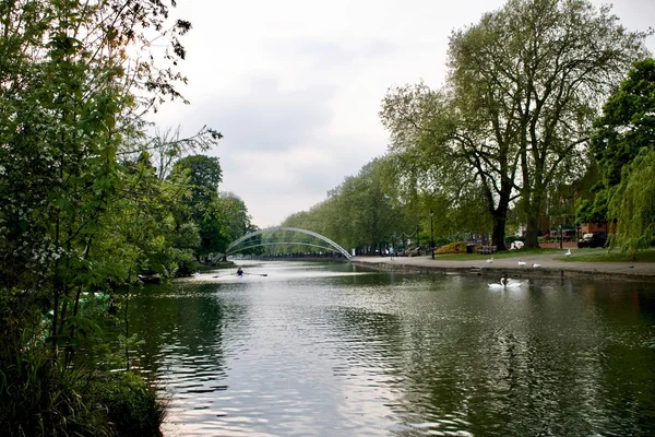 Rio em Bedford — Fotografia de Stock