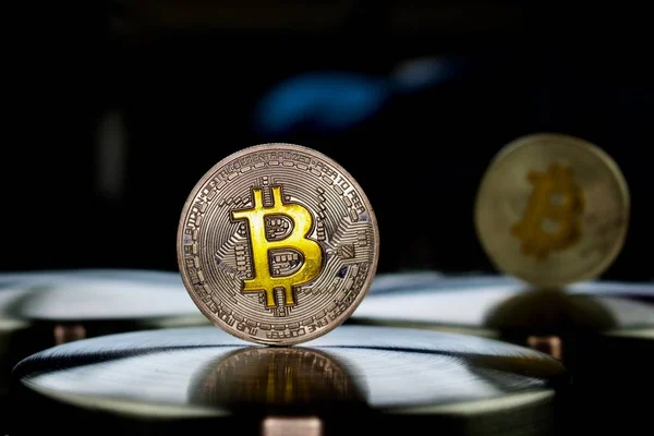 Zilveren munt van Bitcoin — Stockfoto