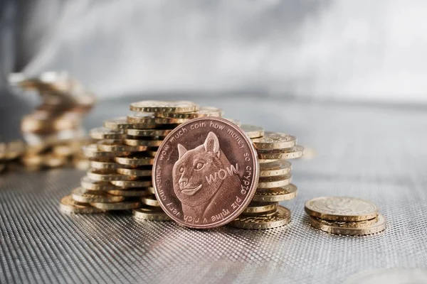 Brass doge coin — Stock Photo, Image