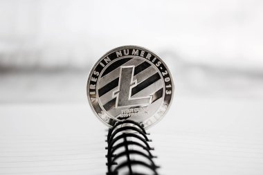 Gümüş Litecoin sikke