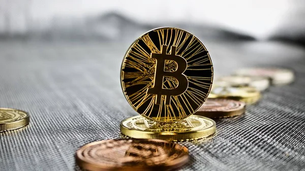 Siyah bitcoin sikke