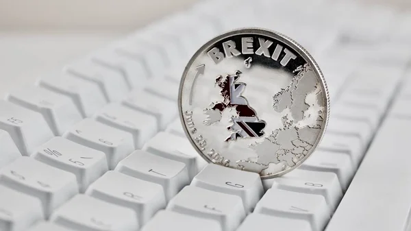 Moneda Brexit con mapa — Foto de Stock