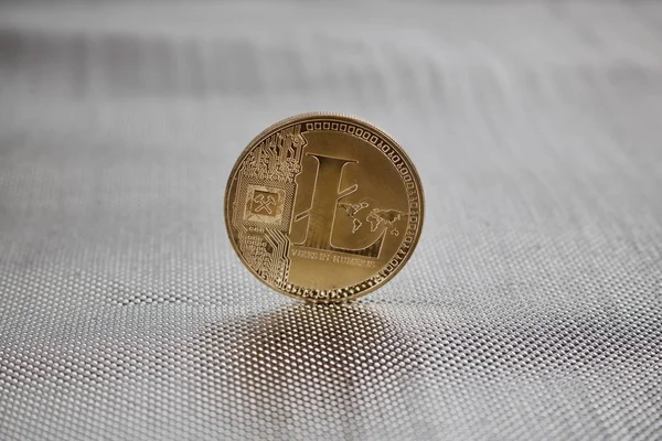 Золотая литкоиновая монета — стоковое фото