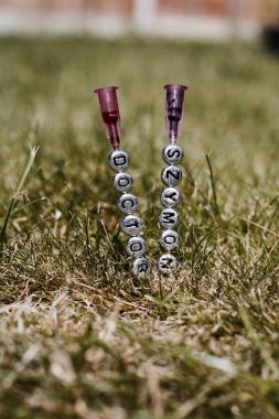 Doktor Szymon iğneler