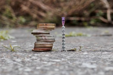 Para yakınındaki Litecoin Yazıtı