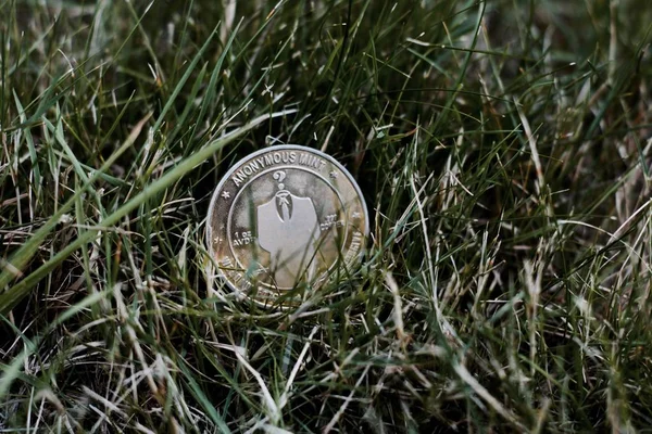 Cryptocurrency bitcoin монета — стокове фото