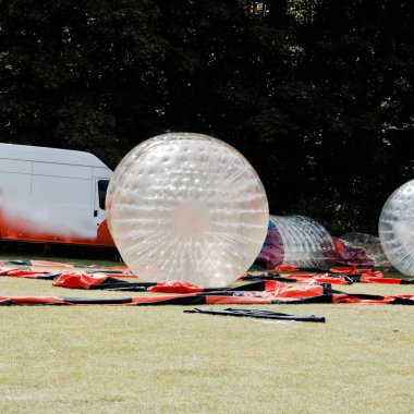 Büyük zorbing topu