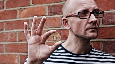 Adam brexit para ile