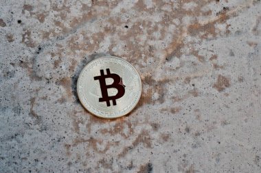 Altın kırmızı bitcoin sikke