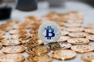 Bitcoin sikke altın sikkeler üzerinde