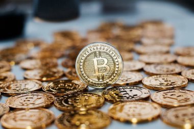 Bitcoin sikke altın sikkeler üzerinde