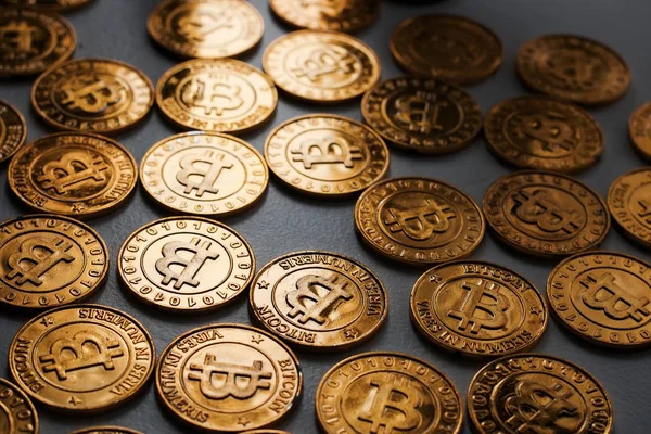 Monedas de oro bitcoin — Foto de Stock