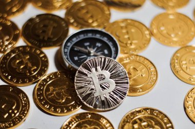 Pusula yakınındaki Bitcoin sikke