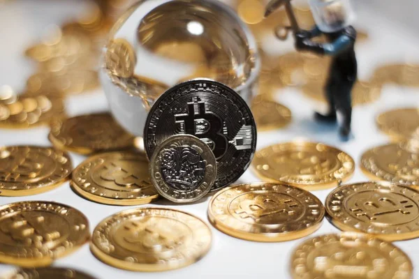 Bitcoin coin physical money — Stock Photo, Image