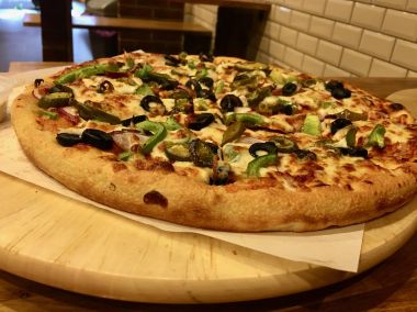 taze İtalyan pizza