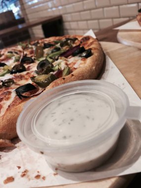 taze İtalyan pizza