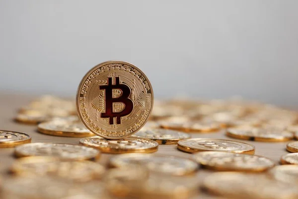 Concepto de oro Bitcoin — Foto de Stock