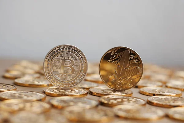 Bitcoin zlaté mince koncept — Stock fotografie