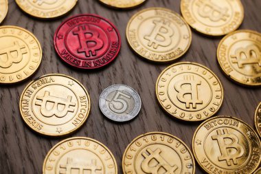 Bitcoin altın paralar