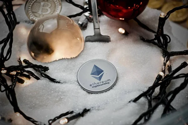 Ethereum christmas coin — Stock Photo, Image