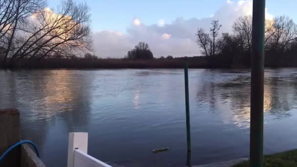 Timelapse Van Rivier Lezing — Stockvideo