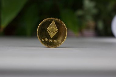 Ethereum fiziksel madeni para