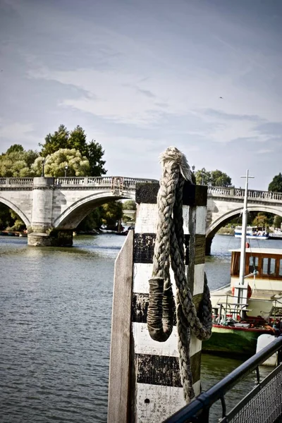 Bridge on the river — Stock Photo, Image