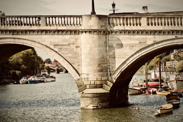 Bridge on the river — Stock Photo, Image