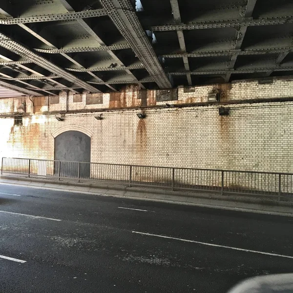 A híd alatt — Stock Fotó