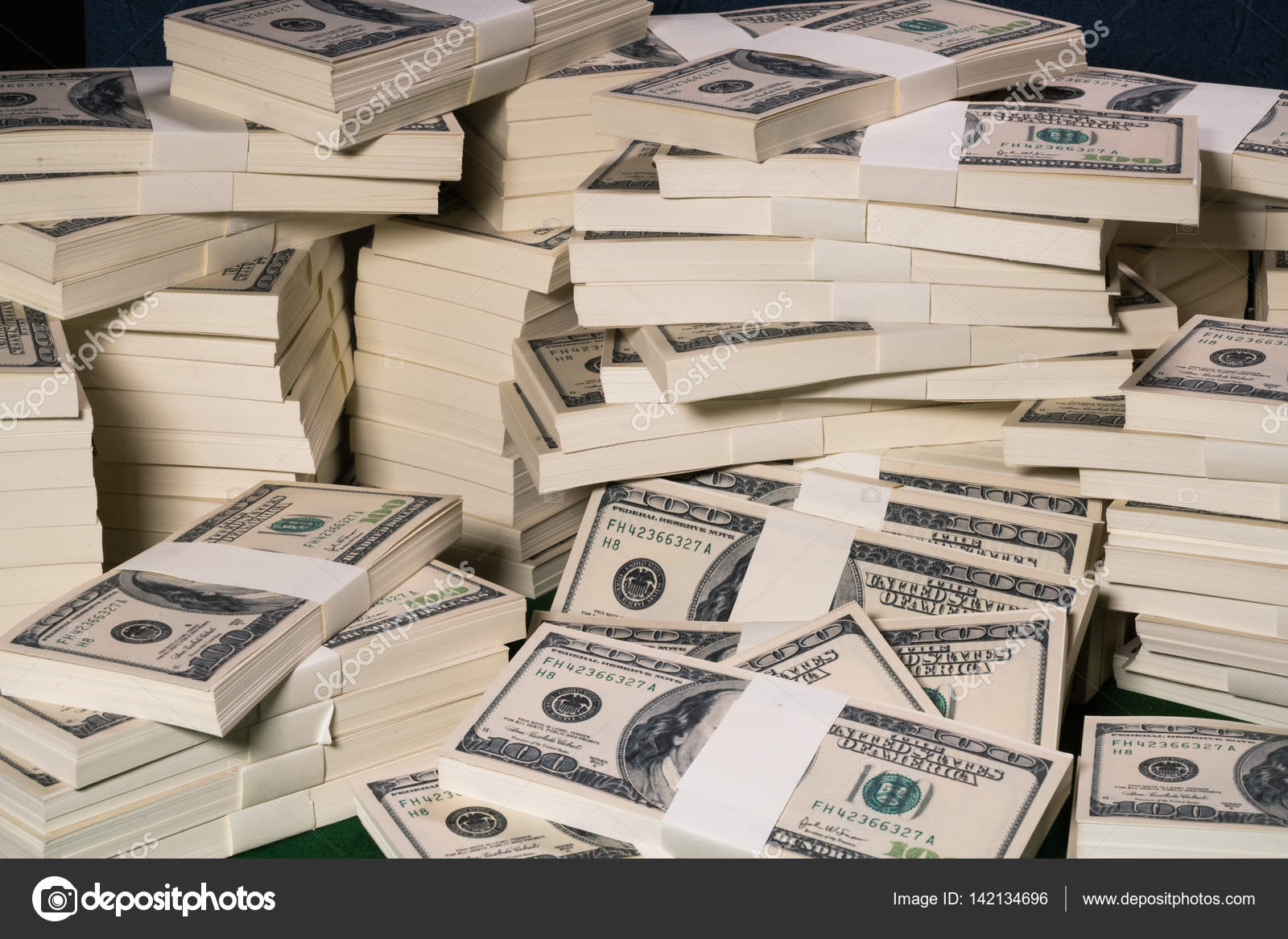Us Population 2024 In Million Dollars Kay Kalina