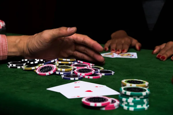 Selective focus at hand of player gather the chips stack when t — Stock Photo, Image