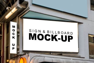 Sahte açık billboard ve tabela kırpma yolu, reklam veya bilgi için beyaz boşluk ile binasında 
