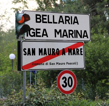 yol işaret önemli Adriyatik şehrine göstergesi ile 