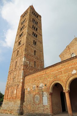 Pomposa Abbey, çan kulesi tarihi bir bina
