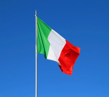 büyük İtalyan bayrak sallayarak