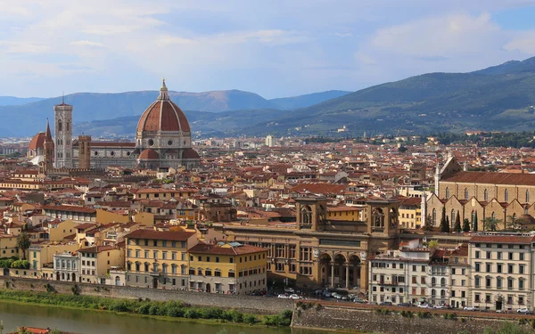 Панорама города Флоренция в Италии — стоковое фото
