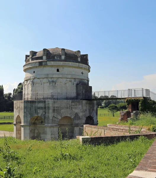 Mausoleo de Teodorico en la ciudad de Ravenna en Italia Central —  Fotos de Stock