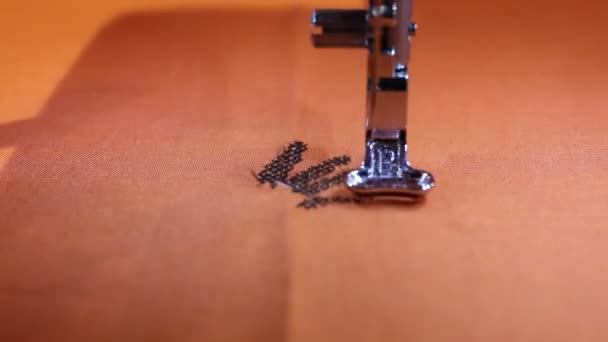 Sewing machine while embroidering — Stock Video