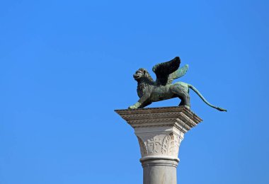 kanatlı Aslan sembolü İtalya Venedik şehir heykeli